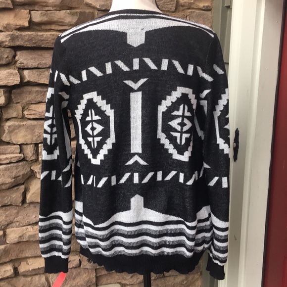 T/O cardigan - Picture 2 of 3